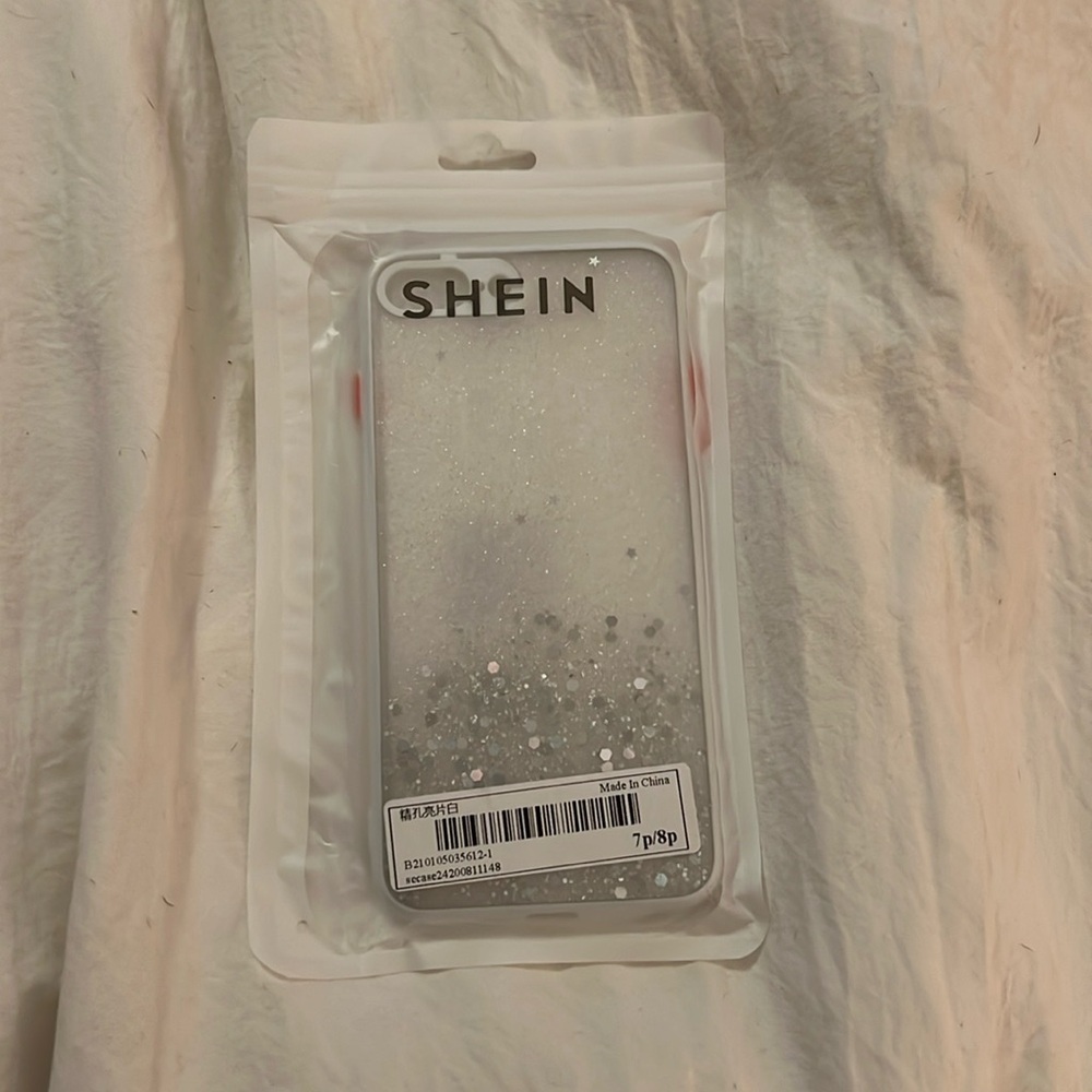SHEIN Glitter Phone Case 7p/8p